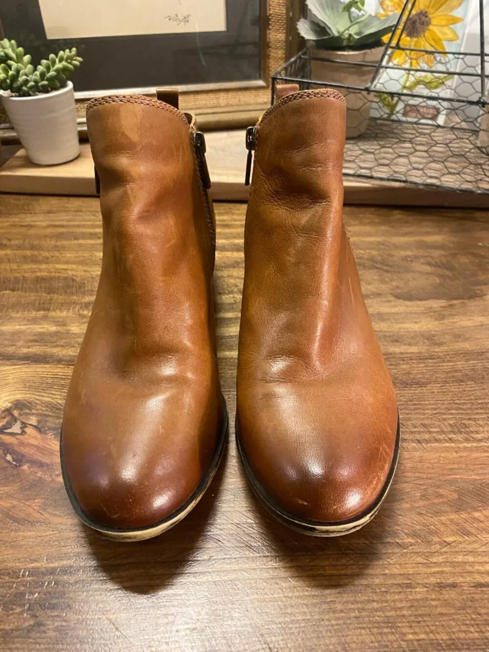 LUCKY BRAND Basel Ankle Boots - Distressed Brown Leather Boots - Womens Size 8.5